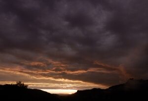 Abendrot hinter den Basteifelsen