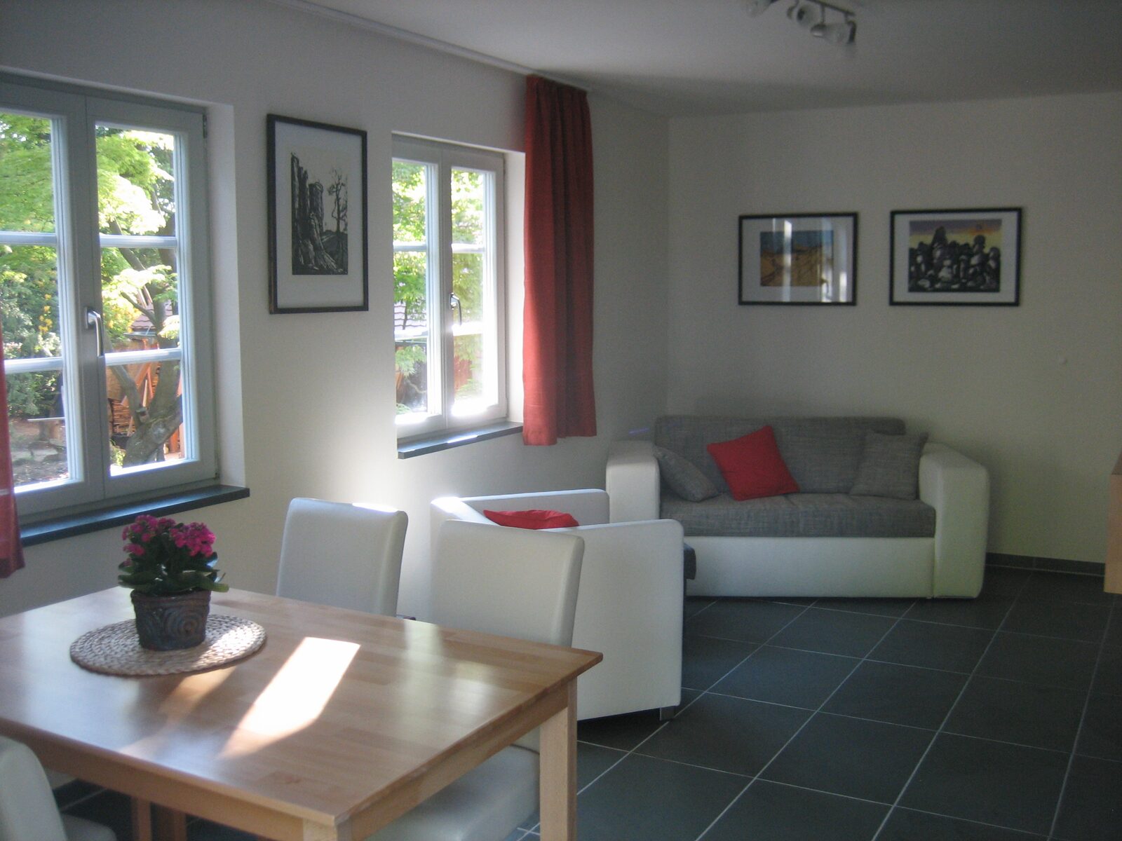 Natursteinbad der Wohnung 2
