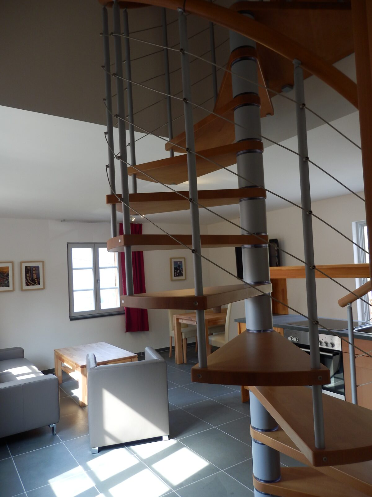 Natursteinbad der Wohnung 4
